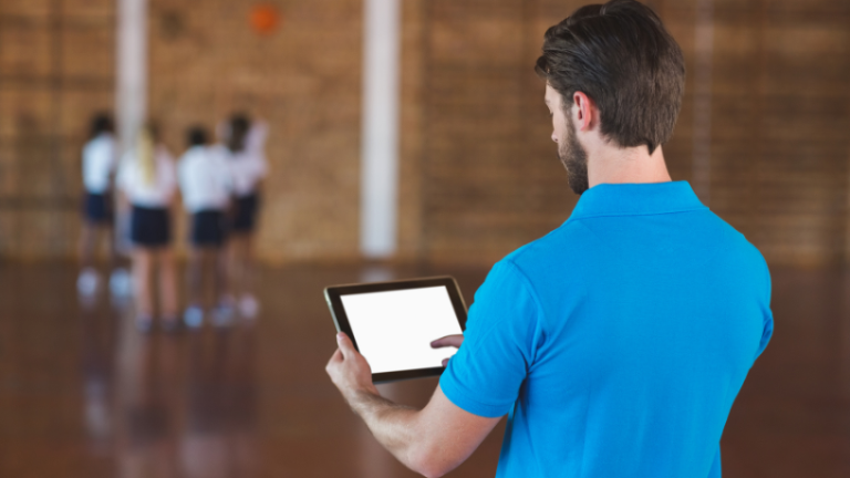 A era digital exige novos métodos de ensino, e Teciomar Abila mostra como preparar professores para esse cenário.
