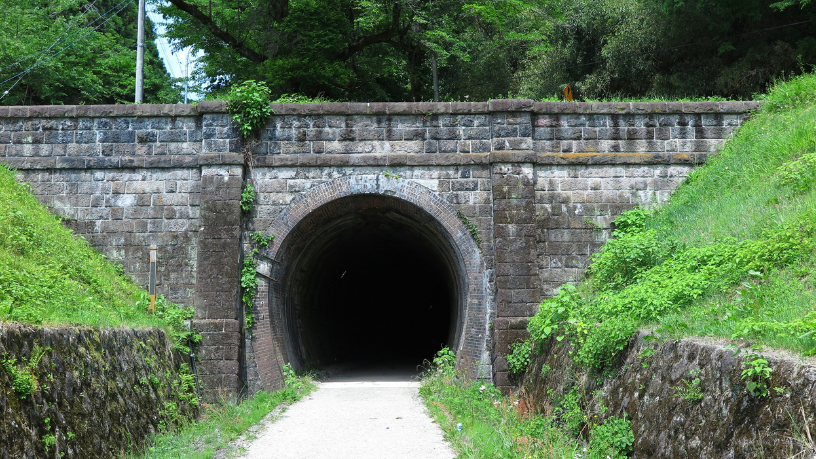 No Congresso Mundial de Túneis em Dubai reúne líderes globais com foco em gasodutos transcontinentais, soluções estratégicas são debatidas. Produção de Paulo Roberto Gomes Fernandes.